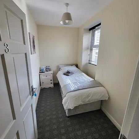 Dublin Packet - Single Room 3 Holyhead Exteriör bild