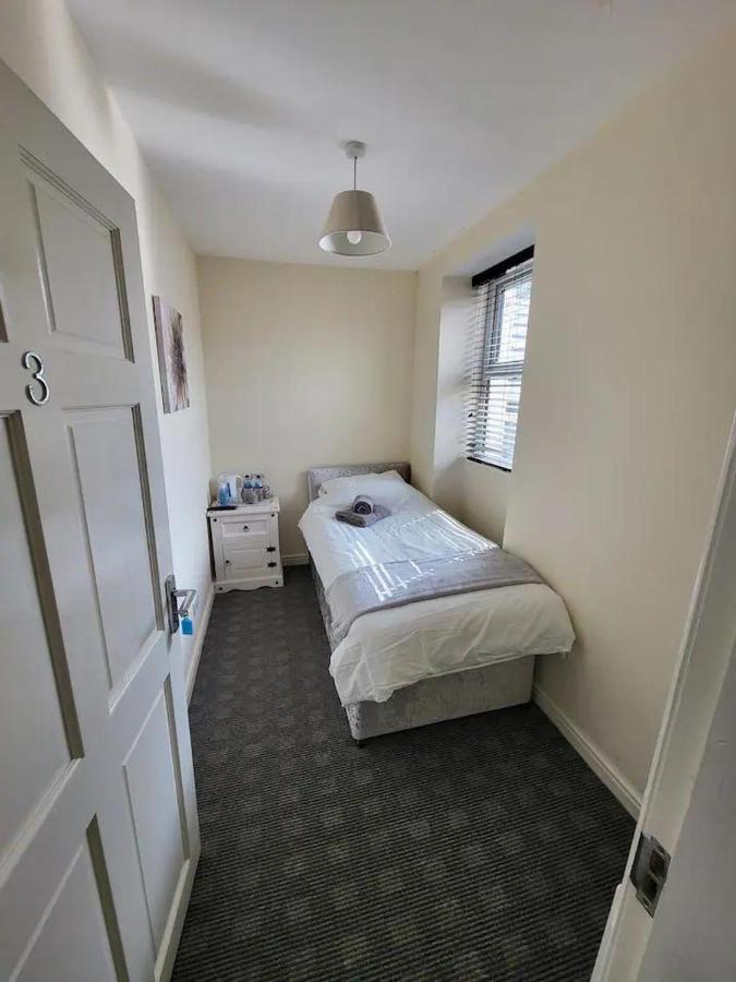 Dublin Packet - Single Room 3 Holyhead Exteriör bild